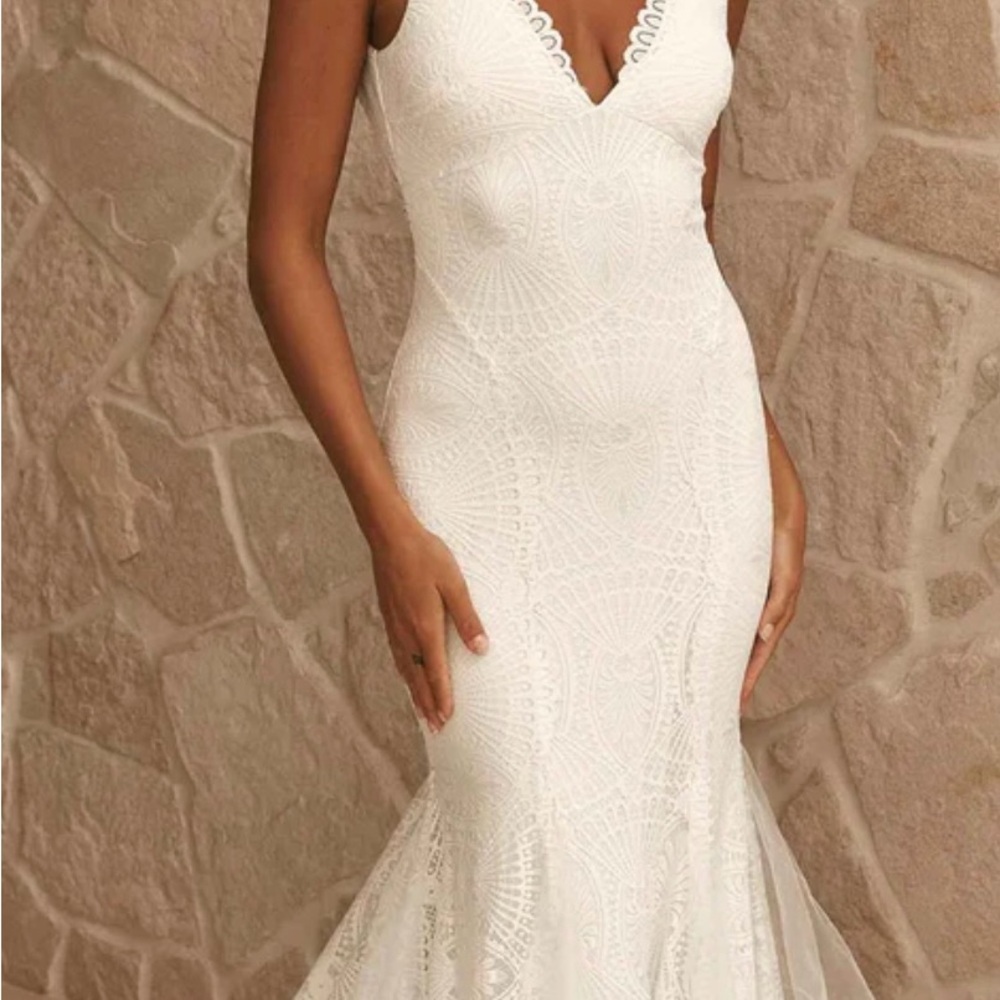 Elegant White Lace Wedding Dress | Grace Loves Lace Sienna Dress | Size S - Picture 9 of 10